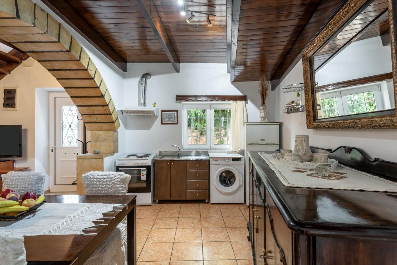 Aroni Cretan Comfortable House - Hamam Suites Aroni エクステリア 写真